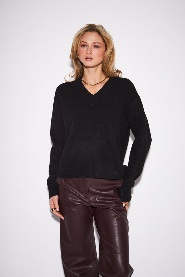 Charlie Sweater I Caviar