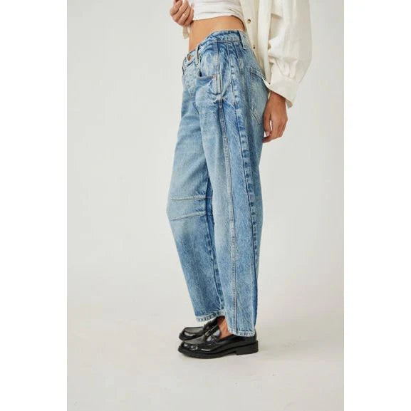 Good Luck Mid-Rise Barrel Jean I Pre-Order