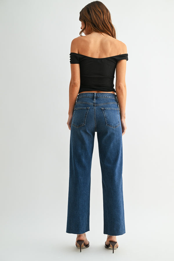 Carla Classic Straight Jean