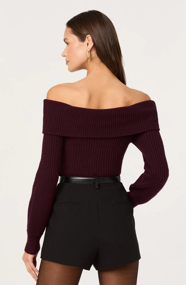 Tilde Twist Off-the-Shoulder Sweater I Wine
