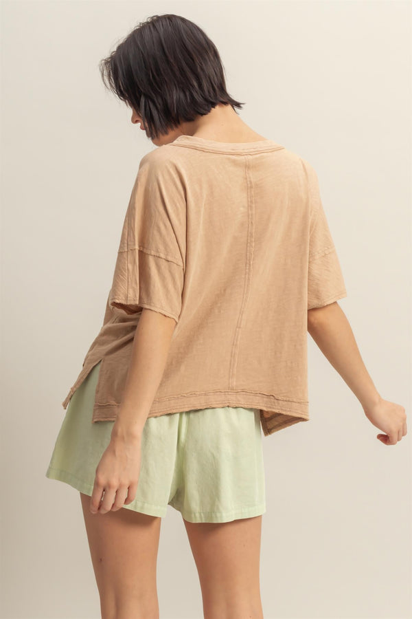 Raw Edge V-neck Tee I Dark Taupe